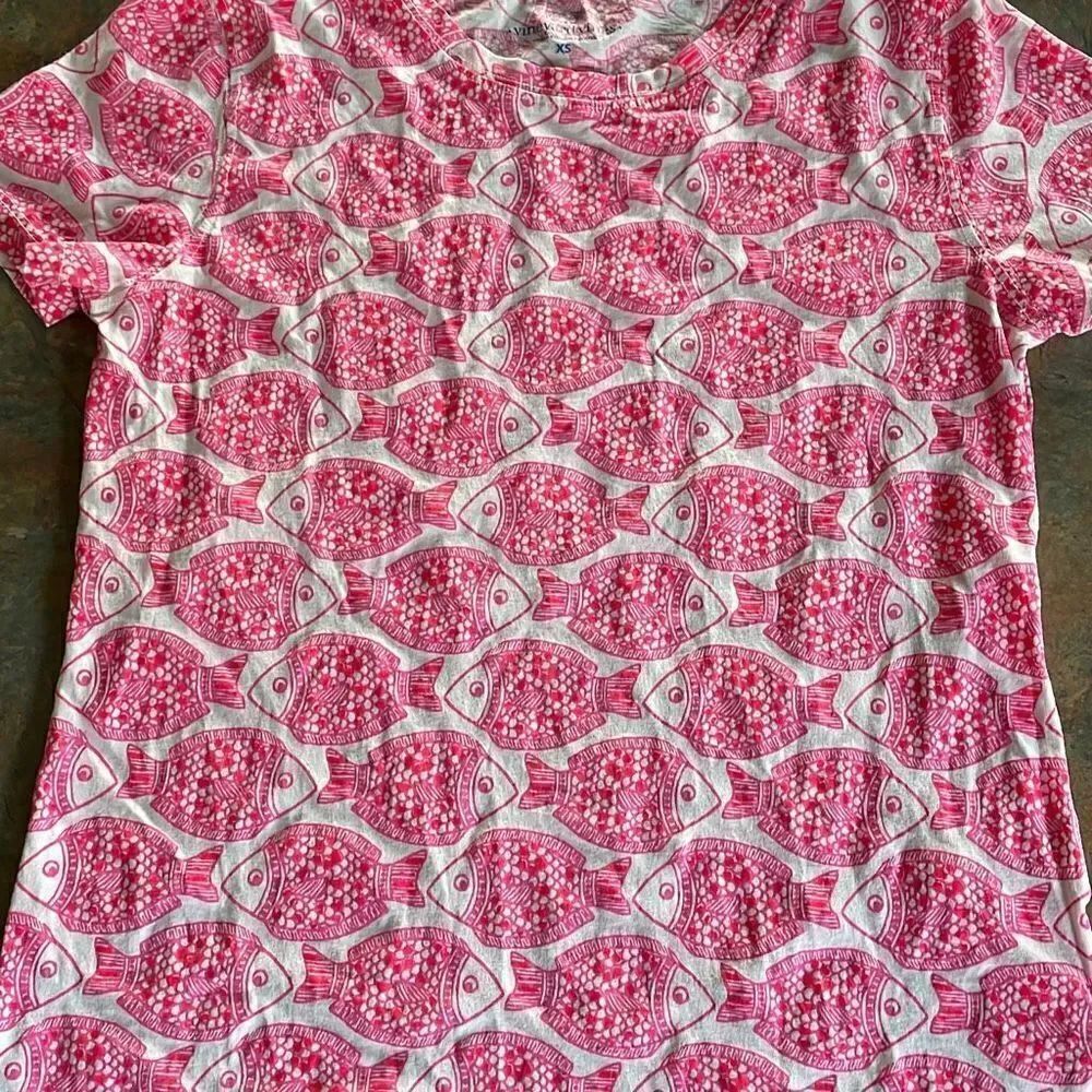 Vineyard Vines Allover Fish Tee Shirt Girls Small Sz 7-8